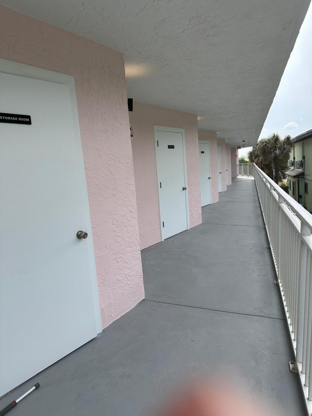 Flamingo Inn Beachfront - デイトナ・ビーチ エクステリア 写真